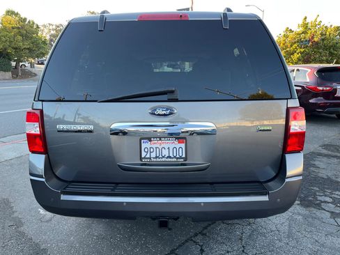 Used 2014 Ford Expedition EL XLT image 7