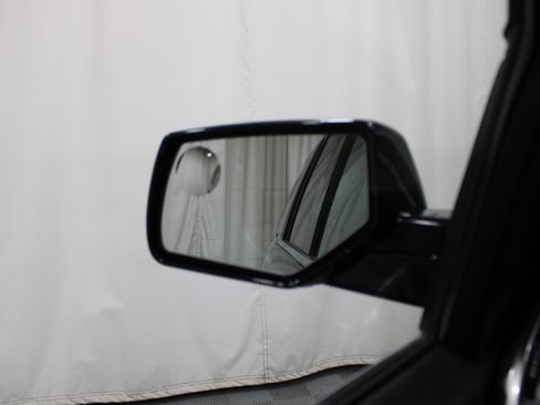 Used 2018 Chevrolet Tahoe LT image 13