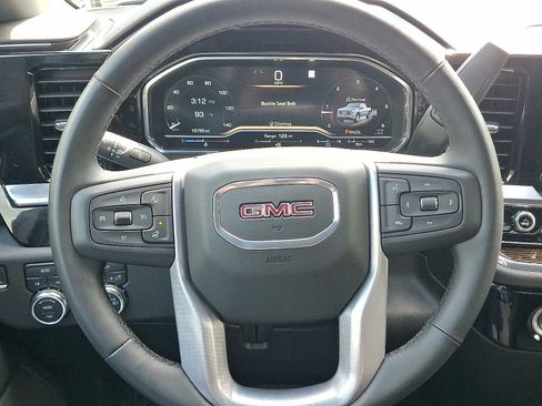 Used 2023 GMC Sierra 1500 SLE AWD/4WD image 19
