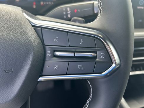 New 2026 Chevrolet Traverse LT w/ Midnight/Sport Edition AWD/4WD image 16