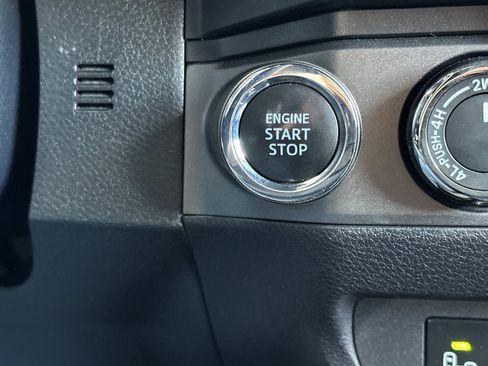 Certified 2019 Toyota Tacoma TRD Sport w/ Technology Package AWD/4WD image 21