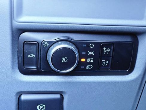 Used 2023 Ford F150 XLT image 20