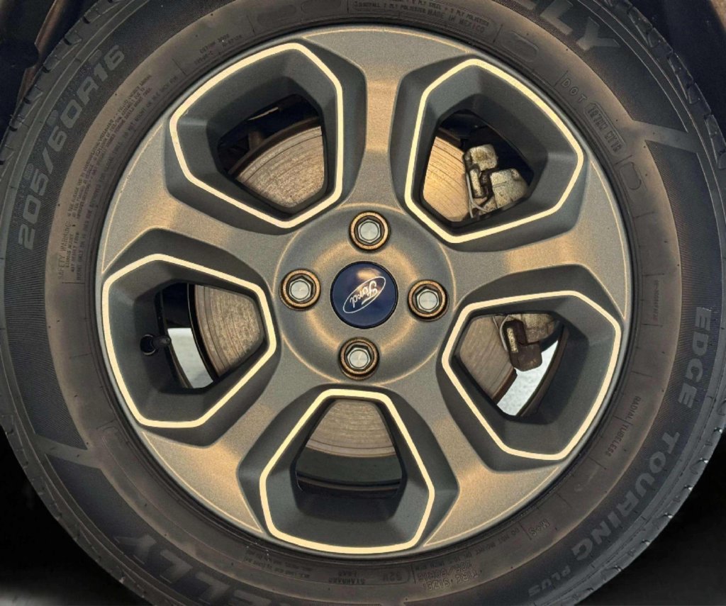 Used 2022 Ford EcoSport S AWD/4WD image 27