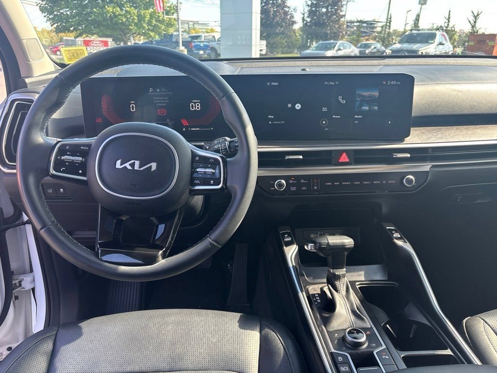 Used 2024 Kia Sorento X-Line EX AWD/4WD image 25