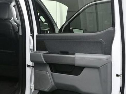 Used 2023 Ford F150 Lariat AWD/4WD image 12