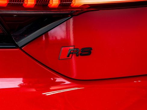 Used 2024 Audi RS e-tron GT w/ Carbon Performance Package image 23