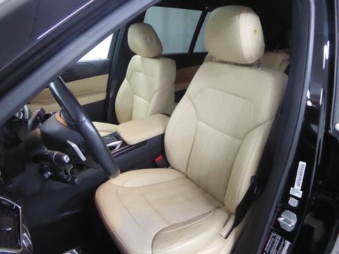 Used 2017 Mercedes-Benz GLS 450 4MATIC w/ Premium Package image 20
