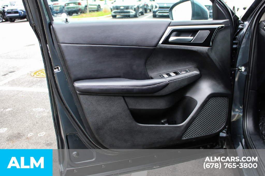 Used 2024 Mitsubishi Outlander SE FWD image 35