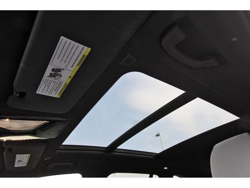 Used 2023 BMW X5 xDrive40i w/ M Sport Package image 32