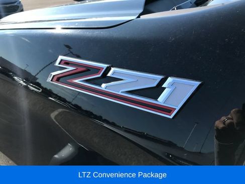 Used 2023 Chevrolet Silverado 1500 LTZ AWD/4WD image 4