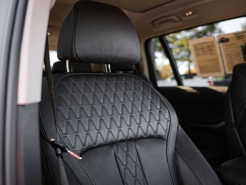 Used 2023 BMW X7 xDrive40i image 33