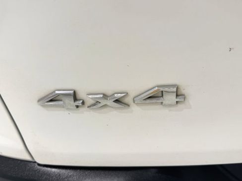 Used 2018 Jeep Cherokee Limited AWD/4WD image 15