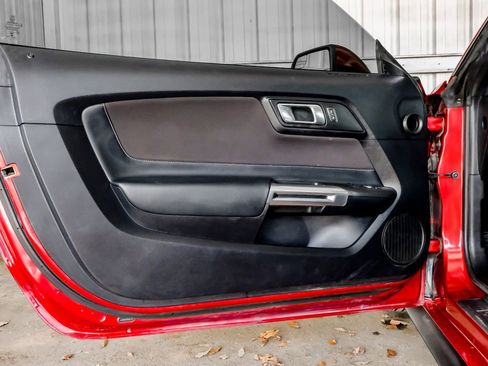 Used 2019 Ford Mustang Coupe w/ Black Accent Package image 35