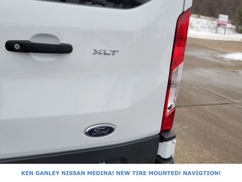 Used 2023 Ford Transit 350 XLT image 14
