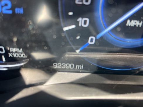 Used 2016 Cadillac Escalade Premium image 33