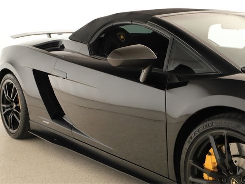 Used 2012 Lamborghini Gallardo LP 570-4 Performante image 29