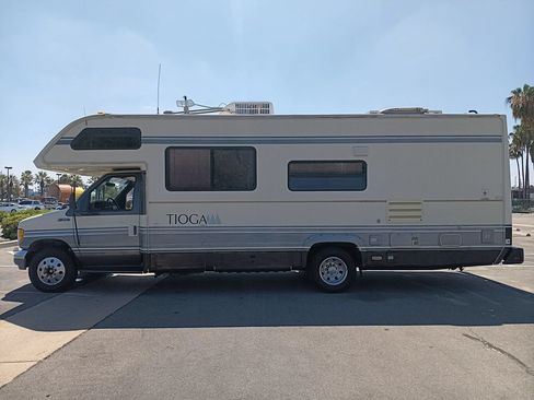 Used 1992 Ford E-350 and Econoline 350 RWD image 5