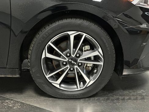 Used 2023 Kia Forte LXS FWD image 25