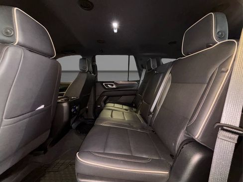 Used 2023 Chevrolet Tahoe Premier AWD/4WD image 13