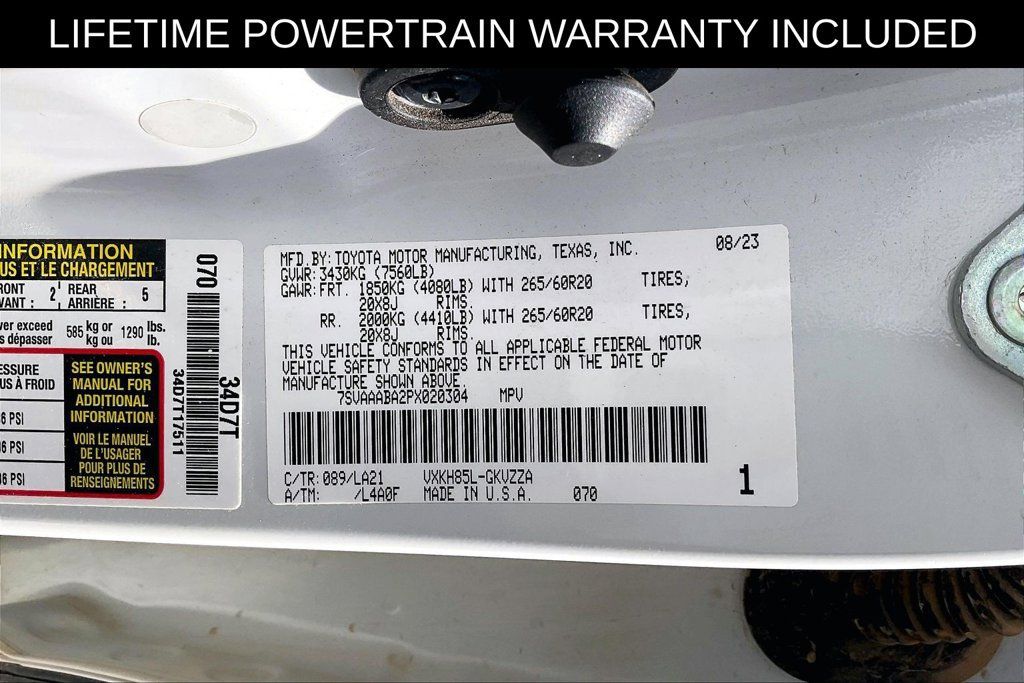 Used 2023 Toyota Sequoia Platinum AWD/4WD image 28
