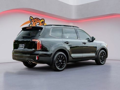 Used 2025 Kia Telluride AWD image 5