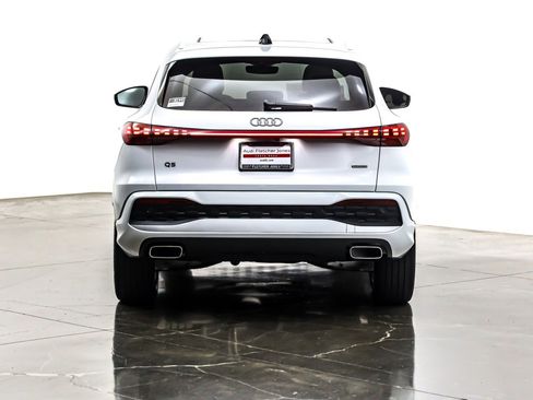 New 2025 Audi Q5 Premium image 3