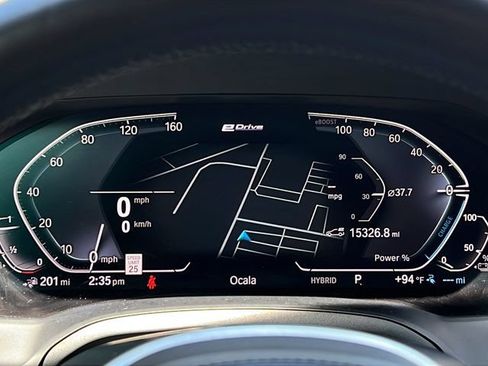 Used 2022 BMW 330e w/ M Sport Package RWD image 21
