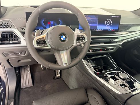 New 2026 BMW X5 xDrive40i w/ M Sport Package AWD/4WD image 4