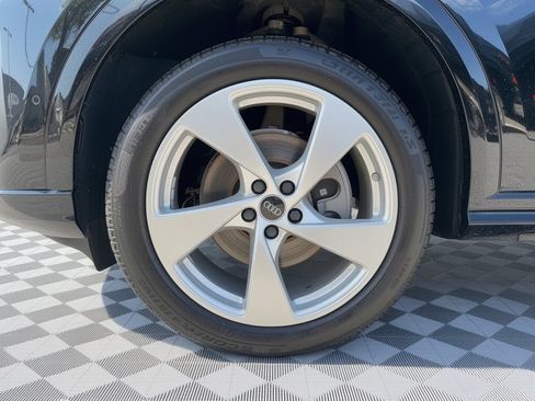Used 2025 Audi Q5 Premium w/ Premium Plus AWD/4WD image 13