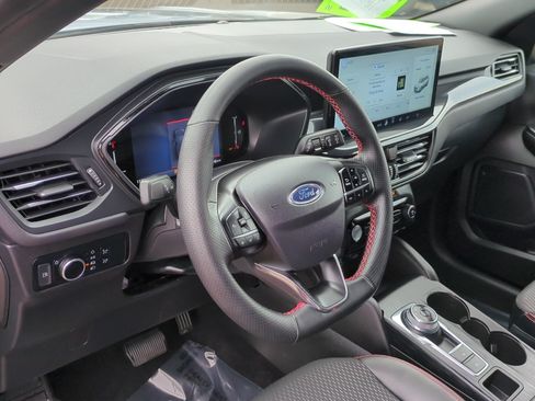 Used 2025 Ford Escape ST-Line w/ Equipment Group 301A FWD image 14