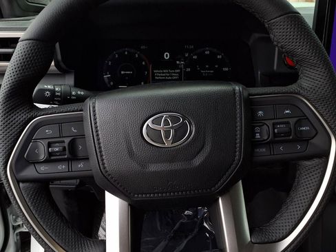 New 2026 Toyota Tacoma TRD Off-Road AWD/4WD image 15