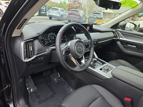 Used 2024 MAZDA CX-90 3.3 Turbo w/ Preferred Plus AWD/4WD image 11