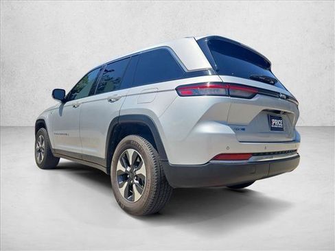 Used 2024 Jeep Grand Cherokee Limited 4xe AWD/4WD image 8