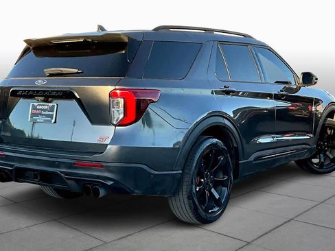 Used 2020 Ford Explorer ST w/ ST Street Pack image 12