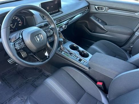 Used 2024 Honda Civic Sport image 11