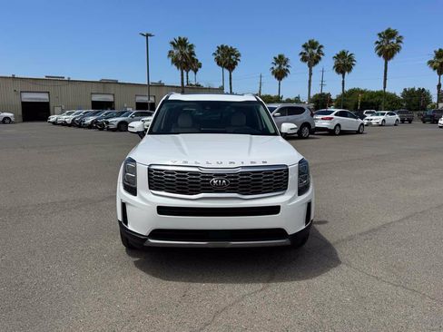 Used 2021 Kia Telluride EX w/ EX Premium Package FWD image 4