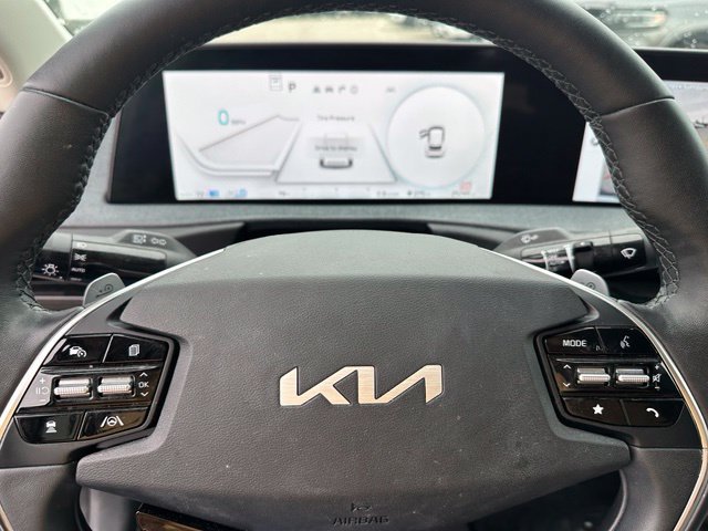 Used 2024 Kia EV6 Light AWD/4WD image 23