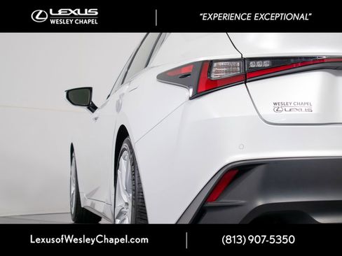 Used 2024 Lexus IS 300 w/ Comfort Package RWD image 9