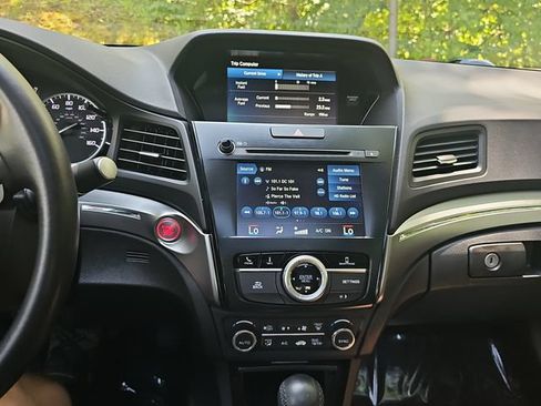 Used 2021 Acura ILX w/ Premium Package FWD image 14