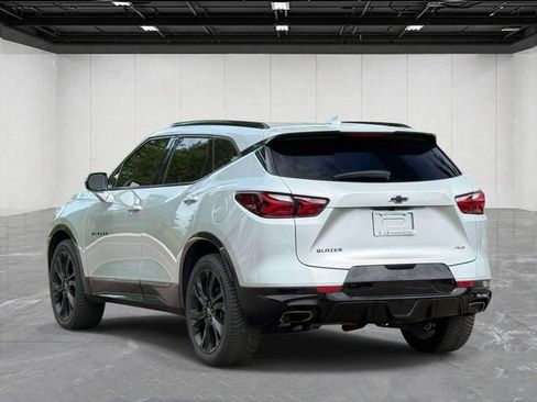 Used 2021 Chevrolet Blazer RS w/ Enhanced Convenience Package FWD image 7