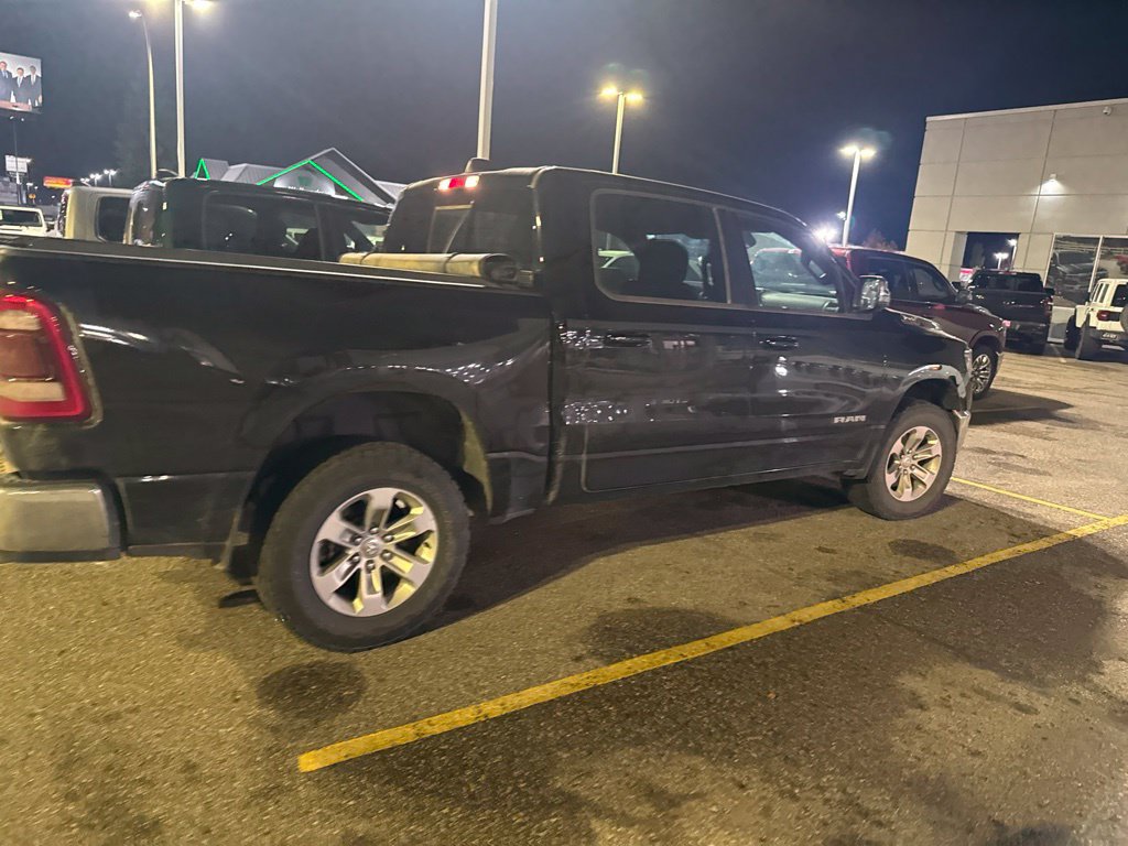 Used 2023 RAM 1500 Laramie AWD/4WD image 10
