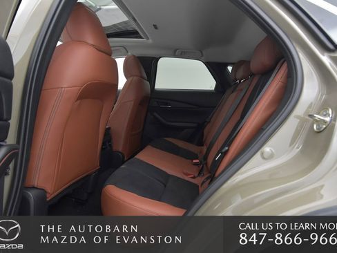 Used 2025 MAZDA CX-30 Carbon image 22