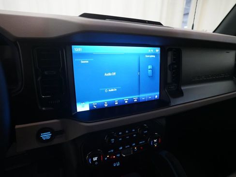Used 2023 Ford Bronco Wildtrak AWD/4WD image 6