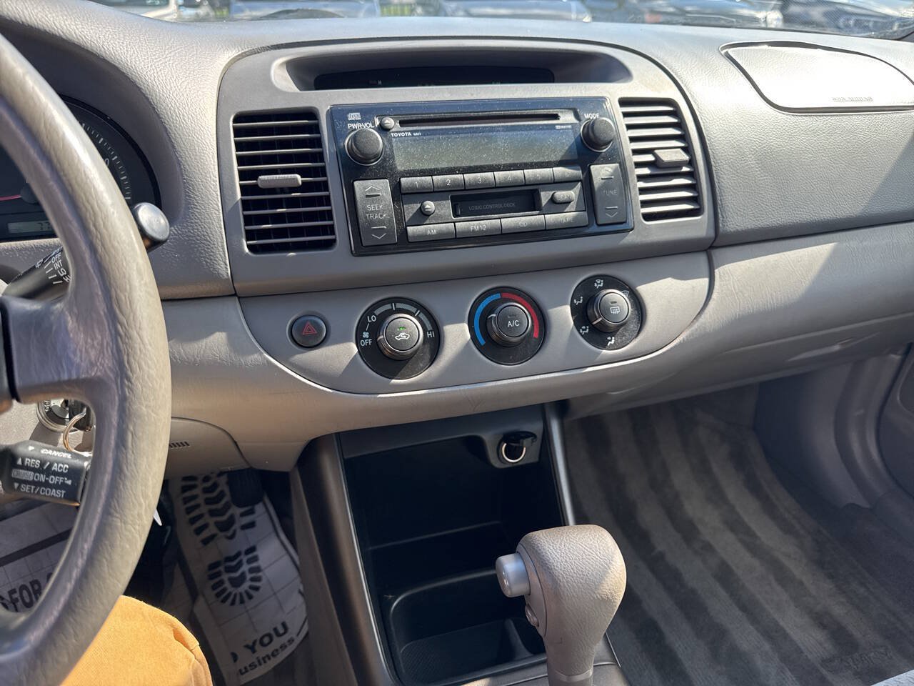Used 2003 Toyota Camry LE FWD image 15