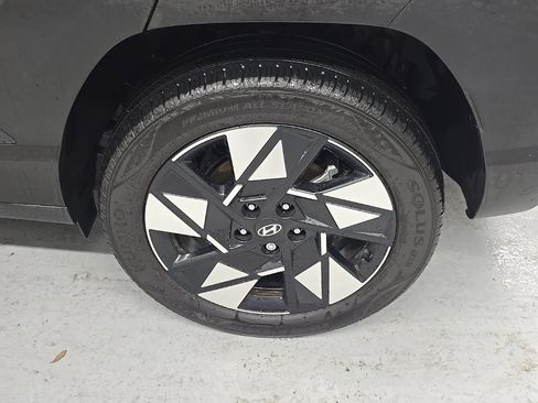 Certified 2024 Hyundai Kona SEL AWD/4WD image 40