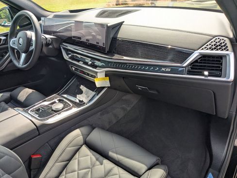 New 2026 BMW X5 xDrive40i w/ M Sport Package image 41
