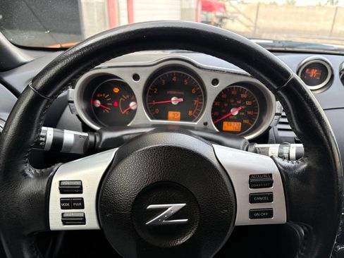 Used 2006 Nissan 350Z Touring image 14