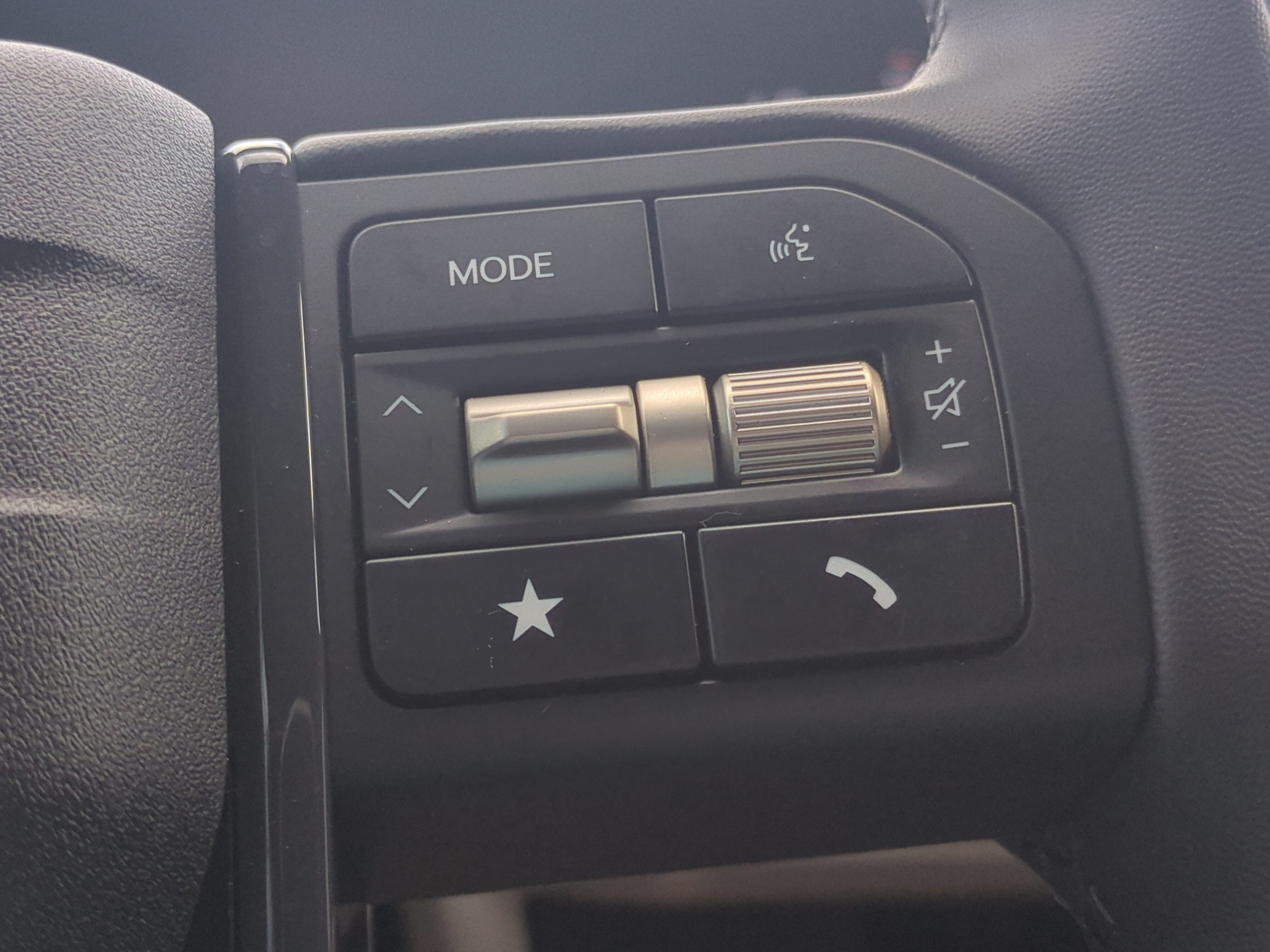 New 2027 Kia Telluride S w/ Towing Package FWD image 19