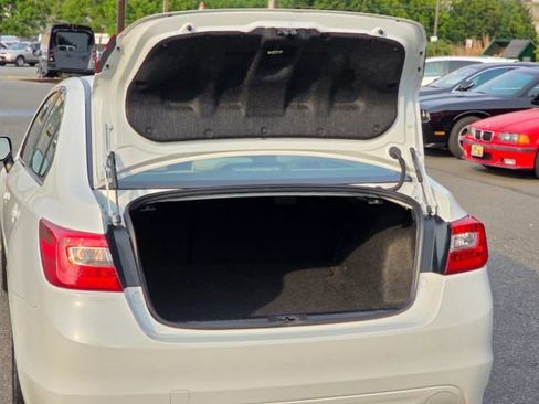 Used 2017 Subaru Legacy 2.5i Premium image 33