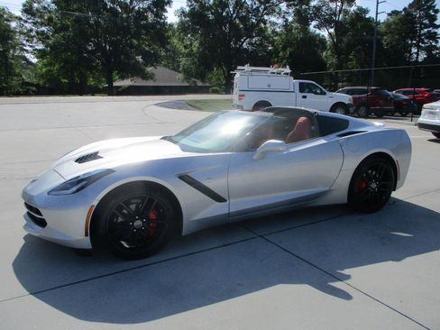 Used 2014 Chevrolet Corvette Stingray Coupe image 8